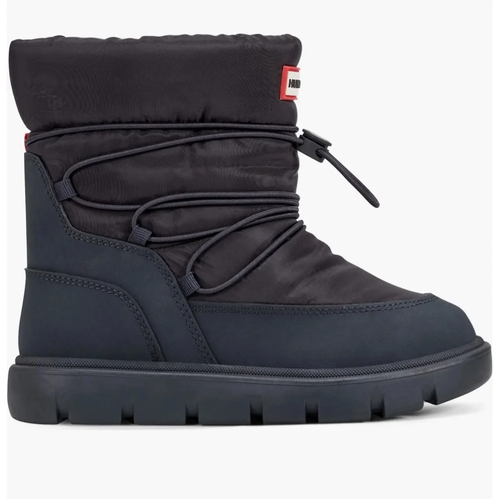 Hunter Big/kid Cozy Boot size 4 gently used $120 Color: Dark Blue